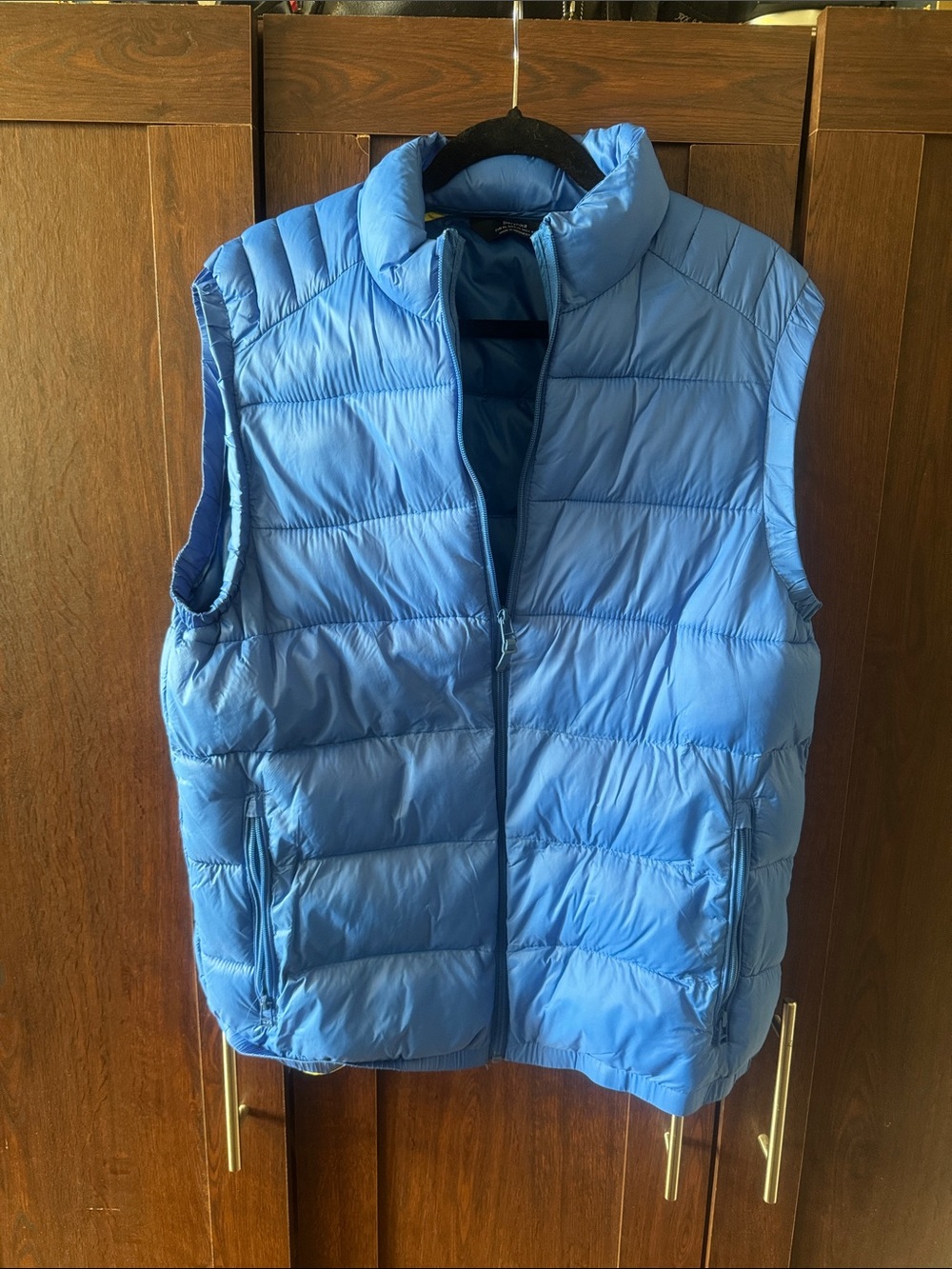 Bershka Men's Sky Blue Quilted Puffer Vest